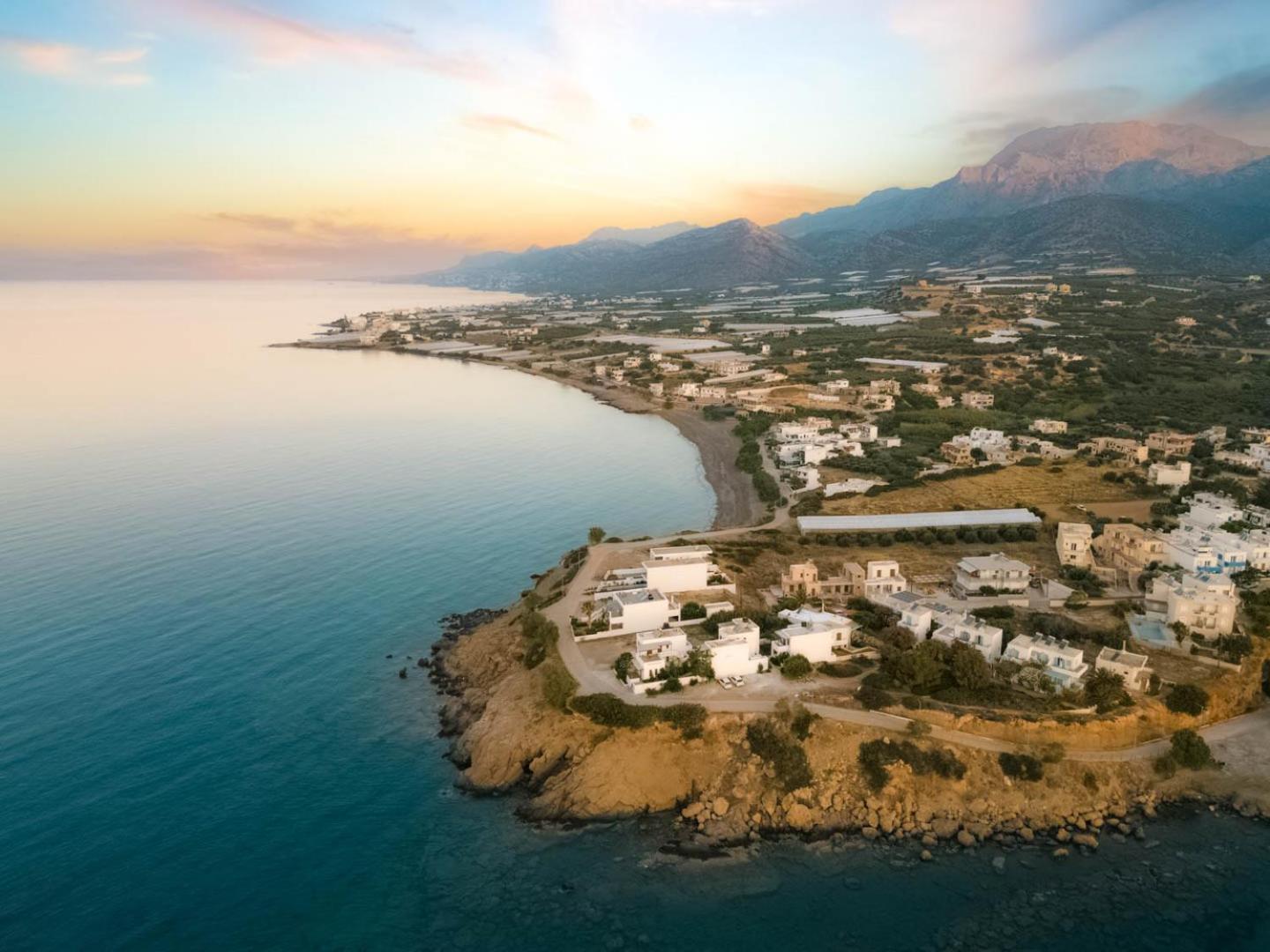 Plakakia Luxury Apartments Makrýgialos المظهر الخارجي الصورة